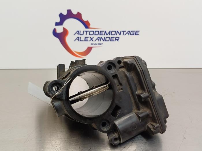 Usagé Boitier papillon BMW 3 serie (F30) 320d xDrive 2.0 16V Prix € 42,34 Prix TTC proposé par Alexander Autodemontage