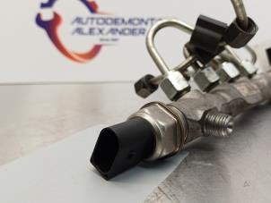 Used Fuel pressure sensor Volkswagen Golf VII Variant (AUVV) 1.6 TDI BMT 16V Price on request offered by Alexander Autodemontage