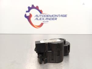 Usagé Clapet chauffage moteur Peugeot 108 1.0 12V Prix sur demande proposé par Alexander Autodemontage