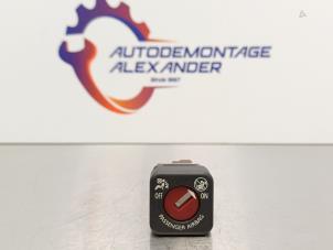 Usagé Airbag commutateur Peugeot 108 1.0 12V Prix sur demande proposé par Alexander Autodemontage