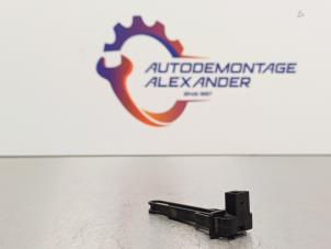 Used Interior temperature sensor Peugeot 108 1.0 12V Price on request offered by Alexander Autodemontage