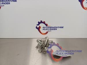 Usagé Mécanique de verrouillage capot Peugeot 108 1.0 12V Prix sur demande proposé par Alexander Autodemontage