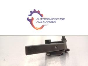 Used Hood lever Peugeot 108 1.0 12V Price on request offered by Alexander Autodemontage