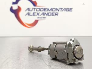Used Electronic ignition key Citroen C4 Picasso (UD/UE/UF) 2.0 16V Autom. Price on request offered by Alexander Autodemontage
