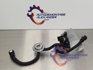 Used Fuel pressure sensor Citroen C4 Cactus (0B/0P) 1.6 Blue Hdi 100 Price on request offered by Alexander Autodemontage