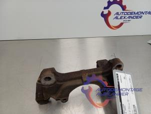 Used Front brake calliperholder, left Audi A4 (B8) 1.8 TFSI 16V Price on request offered by Alexander Autodemontage