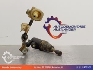 Used Clutch slave cylinder Citroen Jumper (U9) 2.2 HDi 120 Euro 4 Price on request offered by Alexander Autodemontage