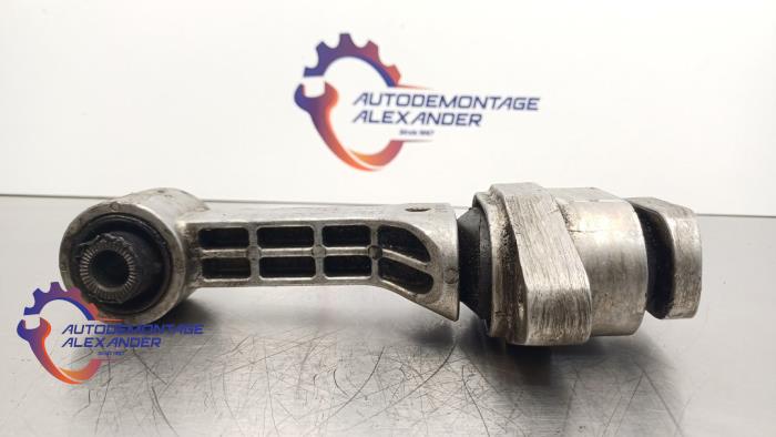 Used Engine mount Kia Rio III (UB) 1.2 CVVT 16V Price on request offered by Alexander Autodemontage
