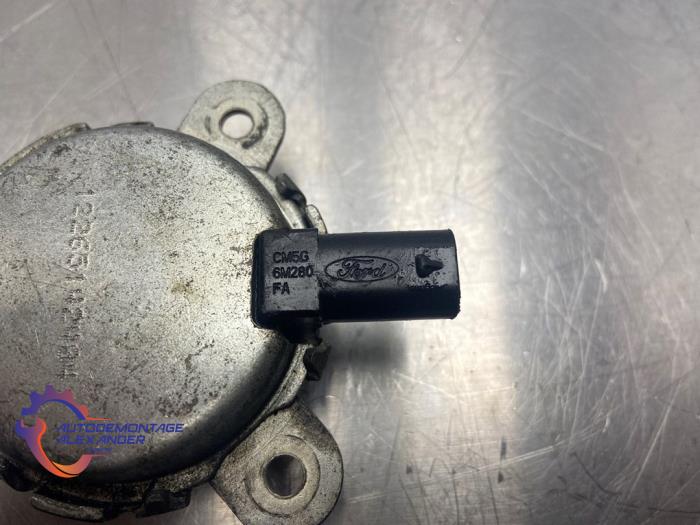 Camshaft sensor from a Ford EcoSport (JK8) 1.0 EcoBoost 12V 125 2019