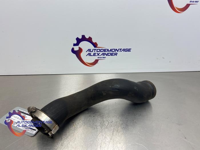 Gebrauchte Intercooler Schlauch Ford Focus 3 Wagon 1.5 TDCi Preis auf Anfrage angeboten von Alexander Autodemontage