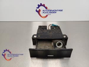 Used Front ashtray Mercedes ML II (164/4JG) 3.0 ML-320 CDI 4-Matic V6 24V Price on request offered by Alexander Autodemontage
