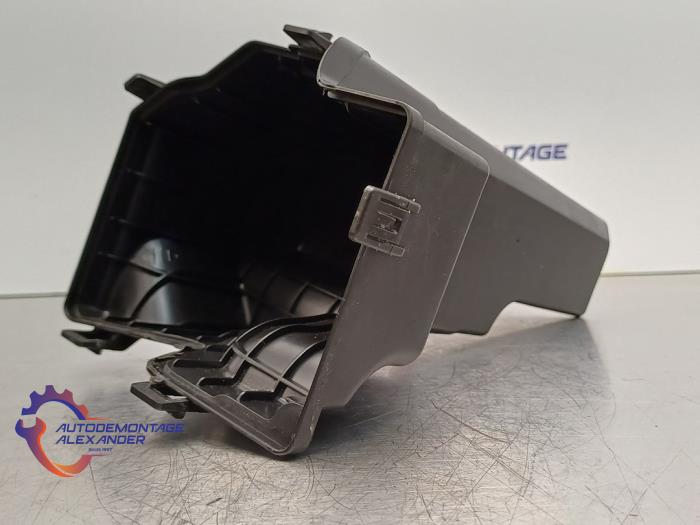Air box from a Hyundai i20 (GBB) 1.2i 16V 2020