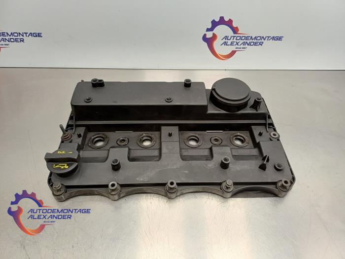 Usagé Couvercle soupapes Ford Transit 2.2 TDCi 16V Euro 5 Prix sur demande proposé par Alexander Autodemontage