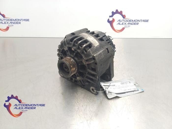 Gebrauchte Dynamo Renault Laguna II Grandtour (KG) 2.2 dCi 150 16V Preis auf Anfrage angeboten von Alexander Autodemontage