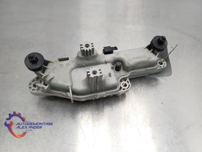 Usagé Ventilation carter Volvo XC60 I (DZ) 2.4 D5 20V 220 AWD Autom. Prix sur demande proposé par Alexander Autodemontage