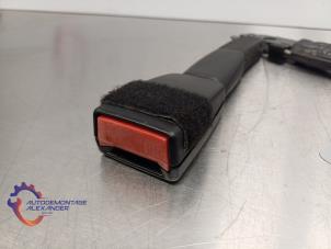 Used Front seatbelt buckle, right BMW 1 serie (E81) 118i 16V Price on request offered by Alexander Autodemontage