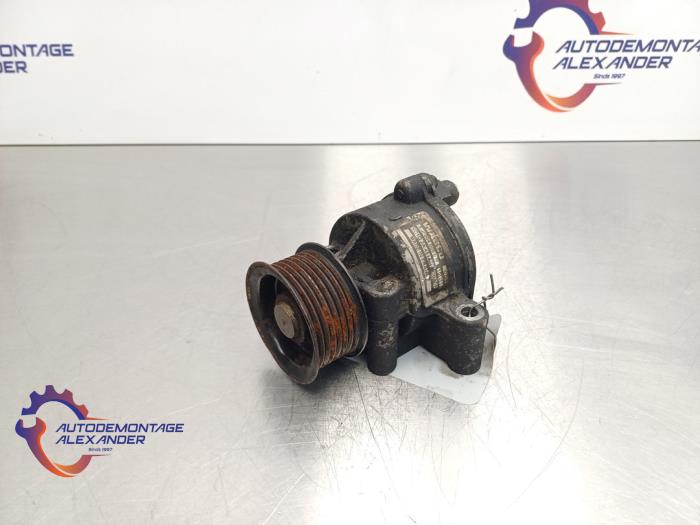 Usagé Pompe à vide (diesel) Ford Transit 2.4 TDCi 16V Prix sur demande proposé par Alexander Autodemontage