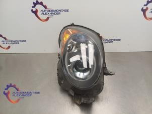 Used Headlight, right Alfa Romeo MiTo (955) 1.3 JTDm 16V Eco Price on request offered by Alexander Autodemontage