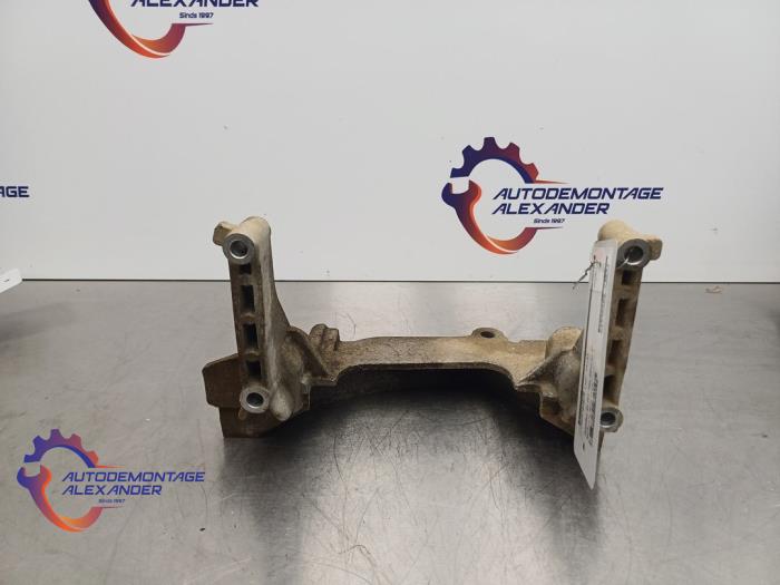 Gebrauchte Motorlager Fiat Doblo Cargo (263) 1.3 MJ 16V DPF Euro 5 Preis auf Anfrage angeboten von Alexander Autodemontage