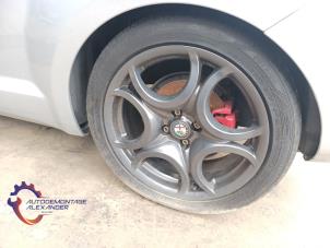 Used Wheel + tyre Alfa Romeo MiTo (955) 1.3 JTDm 16V Eco Price on request offered by Alexander Autodemontage