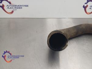 Intercooler Rohr van een Fiat Doblo Cargo (263) 1.3 MJ 16V DPF Euro 5 2015