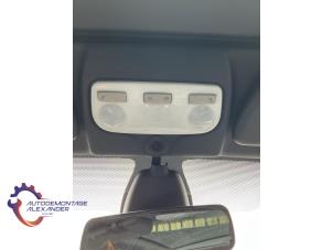Używane Oswietlenie wewnetrzne przód Renault Megane III CC (EZ) 1.9 dCi Cena na żądanie oferowane przez Alexander Autodemontage