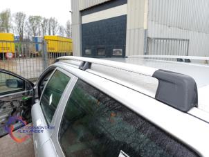 Used Roof rail, left Volvo XC70 (SZ) XC70 2.4 D5 20V Price on request offered by Alexander Autodemontage