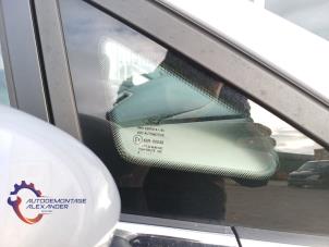 Usados Ventanilla adicional de puerta de 4 puertas derecha delante Ford Fiesta 6 (JA8) 1.6 TDCi 16V 95 Precio de solicitud ofrecido por Alexander Autodemontage