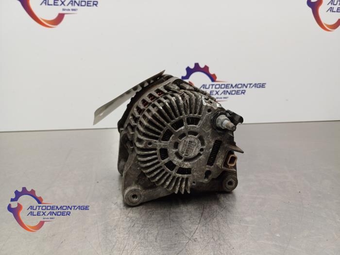 Dynamo from a Renault Megane III Grandtour (KZ) 1.4 16V TCe 130 2010
