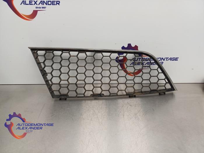 Używane Grill Alfa Romeo MiTo (955) 1.3 JTDm 16V Eco Cena na żądanie oferowane przez Alexander Autodemontage