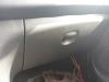 Boîte à gants d'un Dacia Sandero II, 2012 0.9 TCE 12V, Berline avec hayon arrière, Essence, 898cc, 66kW (90pk), FWD, H4B400; H4BA4; H4B408; H4BB4, 2012-10 2015