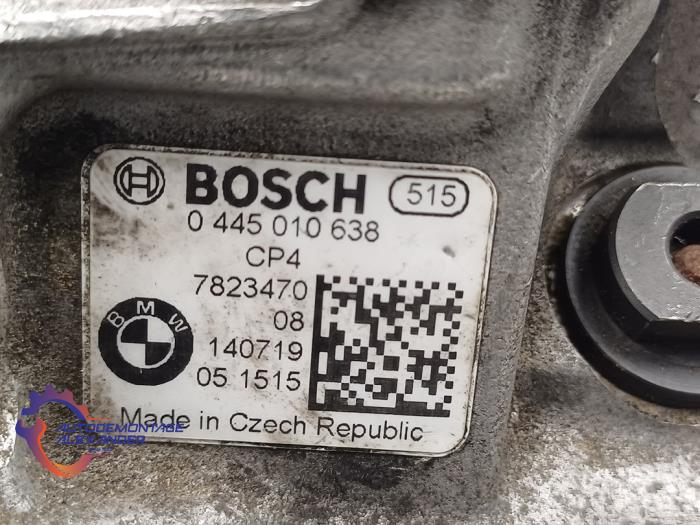 Pompe haute pression d'un BMW 4 serie (F32) 435d xDrive 3.0 24V 2014