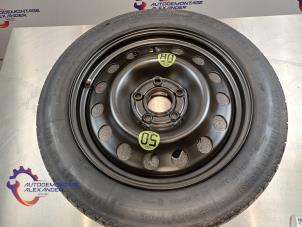 Used Jackkit + spare wheel BMW 5 serie (E60) 525i 24V Price on request offered by Alexander Autodemontage