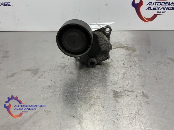 Gebrauchte Spanrolle multiriem Mercedes Vito (639.6) 2.2 110 CDI 16V Euro 5 4x4 Preis auf Anfrage angeboten von Alexander Autodemontage