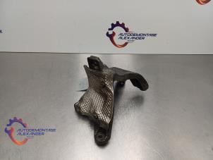 Engine mount from a Seat Exeo ST (3R5) 1.8 TSI 16V 2012