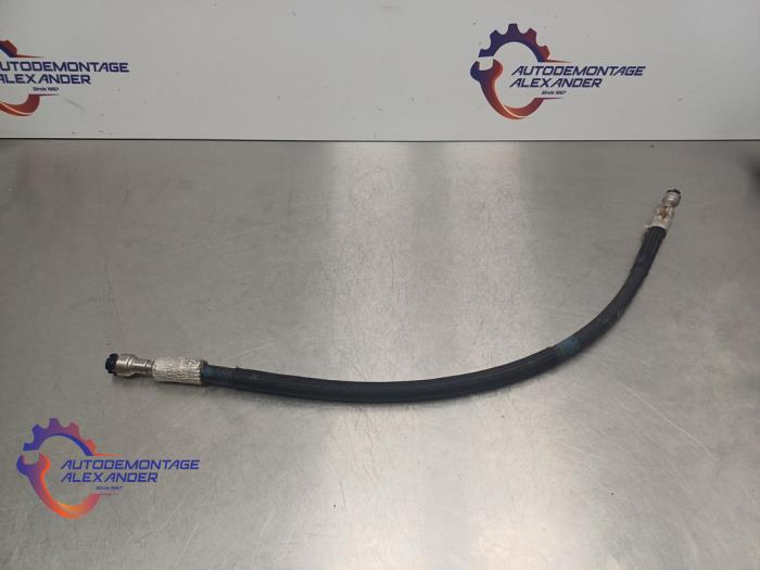 Usagé Conduit de carburant BMW 5 serie (E60) 525i 24V Prix sur demande proposé par Alexander Autodemontage