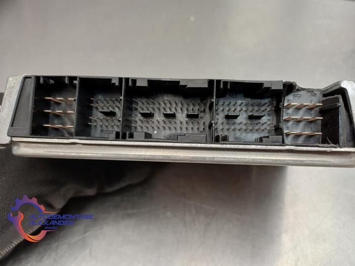 Used Engine management computer BMW 7 serie (E65/E66/E67) 760i,Li 6.0 V12 48V Price € 124,99 Margin scheme offered by Alexander Autodemontage