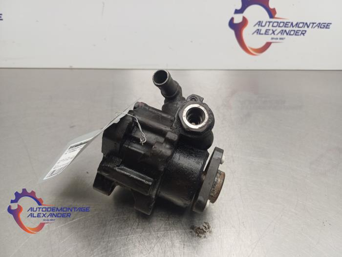 Usagé Pompe de direction Volkswagen Touareg (7LA/7L6) 3.0 TDI V6 24V Prix € 109,99 Prix TTC proposé par Alexander Autodemontage