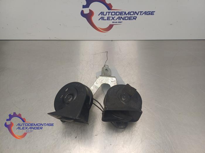Używane Klakson Alfa Romeo MiTo (955) 1.3 JTDm 16V Eco Cena na żądanie oferowane przez Alexander Autodemontage
