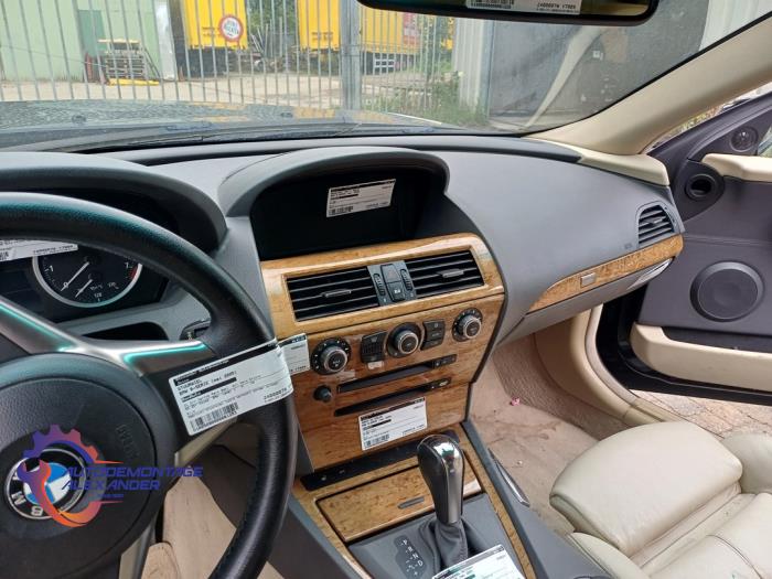 Gebrauchte Anzeige Innen BMW 6 serie (E63) 630i 24V Preis auf Anfrage angeboten von Alexander Autodemontage