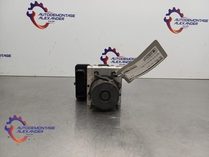 Begagnade ABS-pump Seat Ibiza IV (6J5) 1.6 TDI 90 Pris € 24,99 Marginaltabell erbjuds av Alexander Autodemontage