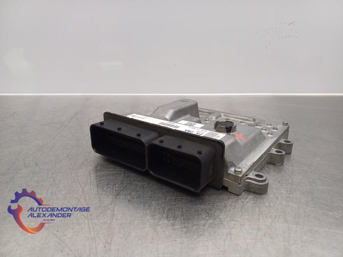 Engine management computer from a Land Rover Range Rover Sport (LS) 5.0 V8 32V 2011