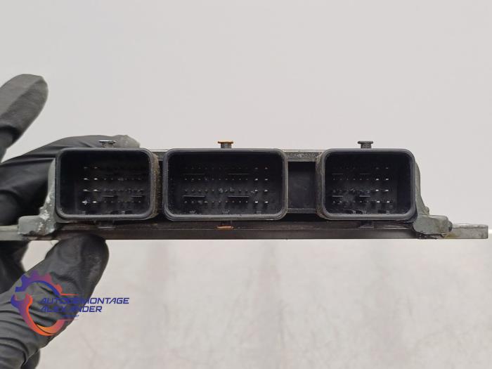 Used Engine management computer Nissan Qashqai (J10) 2.0 16V Price € 99,99 Margin scheme offered by Alexander Autodemontage