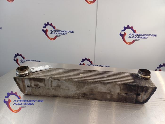 Usagé Intercooler BMW 7 serie (E65/E66/E67) 730d,Ld 3.0 24V Prix € 89,99 Règlement à la marge proposé par Alexander Autodemontage