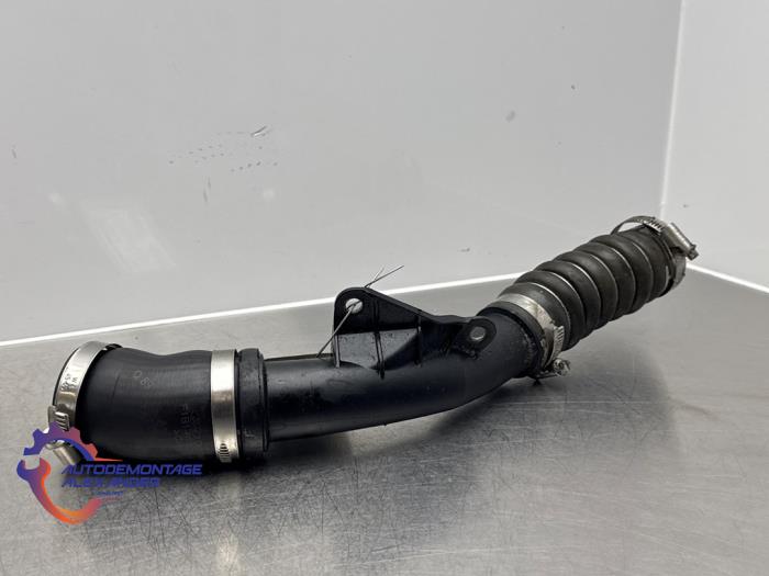 Gebrauchte Intercooler Rohr Ford Fiesta 7 1.5 TDCi 85 Preis auf Anfrage angeboten von Alexander Autodemontage