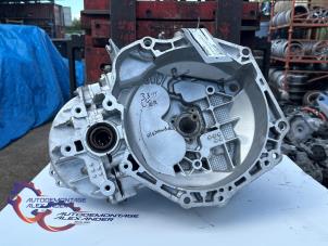 Getriebe van een Opel Astra J GTC (PD2/PF2) 1.7 CDTi 16V ecoFLEX 110 2012