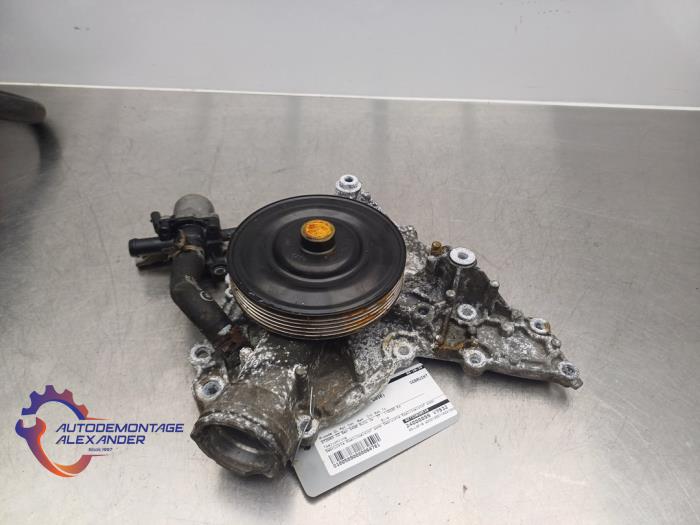 Begagnade Vattenpump Mercedes E (W212) E-350 CGI V6 24V BlueEfficiency Pris på förfrågan erbjuds av Alexander Autodemontage