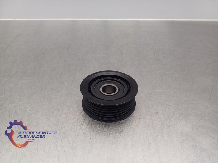 Gebrauchte Dynamo Riemenscheibe Mercedes E (W212) E-350 CGI V6 24V BlueEfficiency Preis auf Anfrage angeboten von Alexander Autodemontage