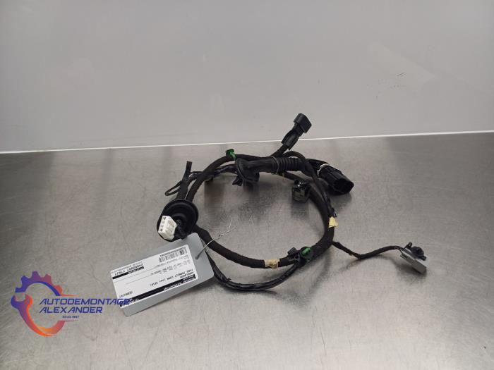 Begagnade Kablage Ford Transit Connect (PJ2) 1.5 TDCi Pris € 50,00 Inklusive moms erbjuds av Alexander Autodemontage