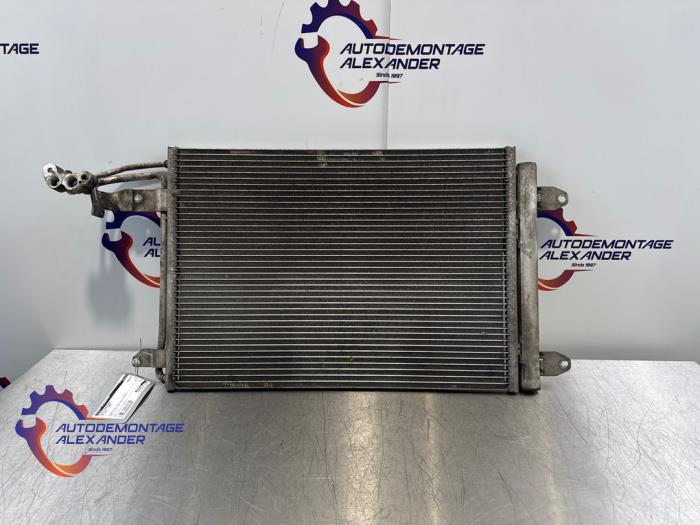 Usagé Condenseur de climatisation Volkswagen Golf VI (5K1) 1.4 16V Prix € 24,99 Règlement à la marge proposé par Alexander Autodemontage